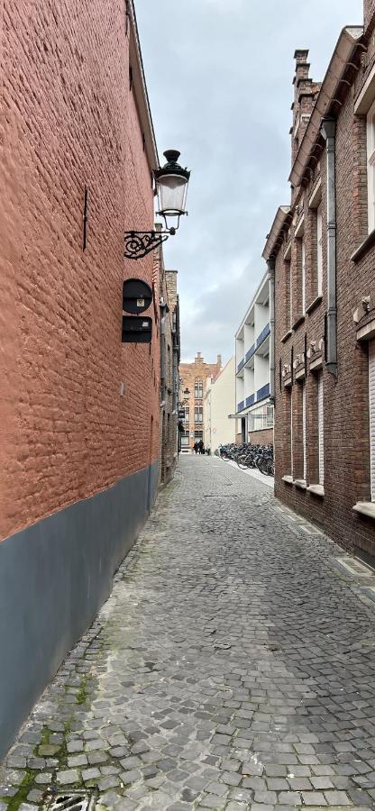 Gasthuis Efren's Cosy House *